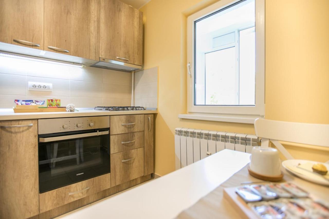 Golden Apartment Baneasa Bukarest Eksteriør billede